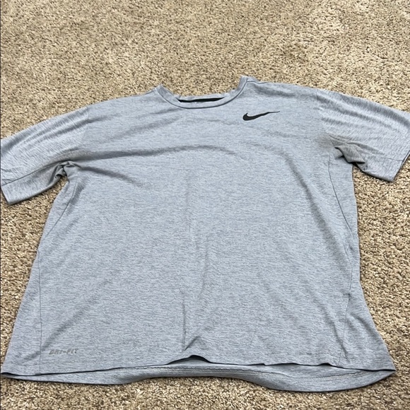Nike Men's Gray Dri-FIT Shirt - Picture 1 of 3